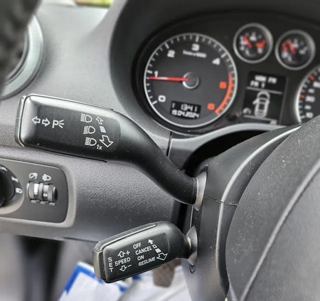 Audi A3 cena 28900 przebieg: 192000, rok produkcji 2010 z Chęciny małe 497